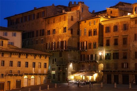 simsearch:862-03712345,k - Piazza Del Campo, Siena, Italie Photographie de stock - Rights-Managed, Code: 700-01694791