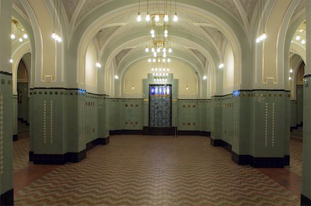 porão - Interior of Representation House, Prague, Czech Republic Foto de stock - Direito Controlado, Número: 700-01742867