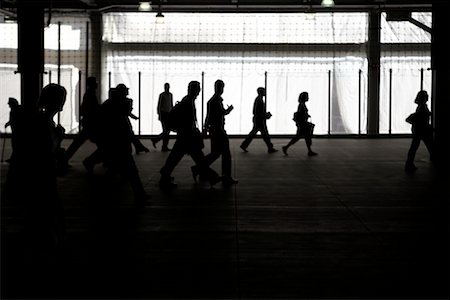 Silhouette de personnes marchant Photographie de stock - Rights-Managed, Code: 700-01764885