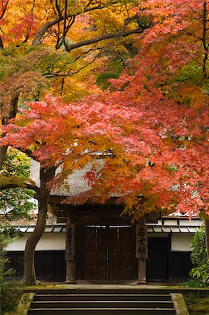 Temple Engakuji, Kamakura, Japon Photographie de stock - Rights-Managed, Code: 700-01788046