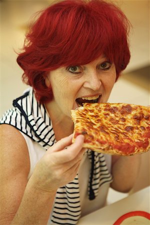 Femme manger Pizza Photographie de stock - Rights-Managed, Code: 700-01788365