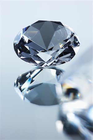 précieux - Gros plan du diamant Photographie de stock - Rights-Managed, Code: 700-01788544