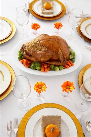 simsearch:600-05855245,k - Thanksgiving Dinner Foto de stock - Con derechos protegidos, Código: 700-01788878