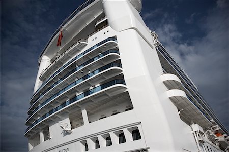 Balconies at Stern of Cruise Ship Stock Photo - Rights-Managed, Code: 700-01792314