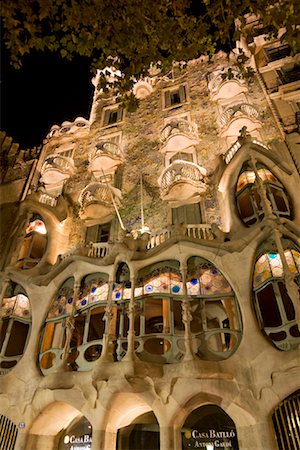 spain barcelona casa batllo - Casa Batllo, Barcelone, Espagne Photographie de stock - Rights-Managed, Code: 700-01879648