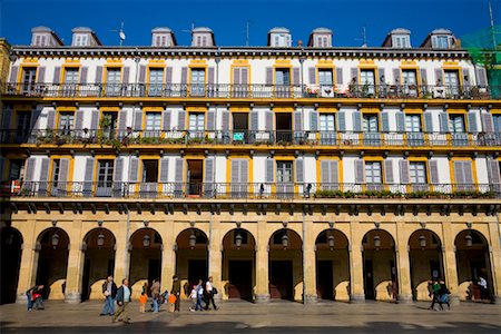 Plaza de la Constitucion, San Sebastián, Pays Basque, Espagne Photographie de stock - Rights-Managed, Code: 700-01879687
