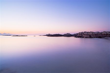 seascape - Overview of Water and Coast, Glenancross, Scotland Foto de stock - Con derechos protegidos, Código: 700-01880391