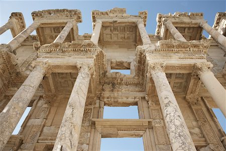 simsearch:873-06440703,k - Ruins of Celsus Library, Ephesus, Turkey Foto de stock - Con derechos protegidos, Código: 700-01955659