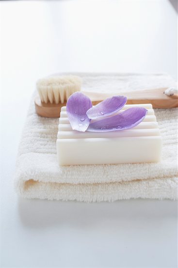 Crocus and Bath Products Stock Photo - Premium Rights-Managed, Artist: photo division, Image code: 700-02038193