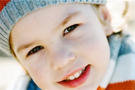 simsearch:700-02046160,k - Portrait of Little Boy, Huntington Beach, Orange County, California, USA Fotografie stock - Rights-Managed, Codice: 700-02046168