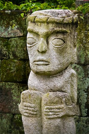 simsearch:700-02046527,k - Stone Statue, Samosir Island, Sumatra, Indonesia Foto de stock - Con derechos protegidos, Código: 700-02046532