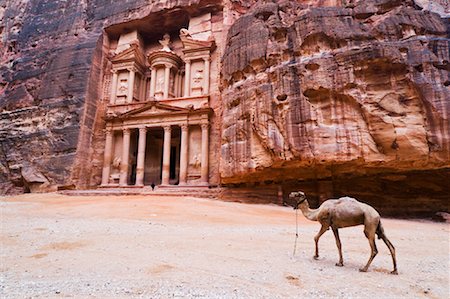 roman ruins middle east - Le Conseil du Trésor, Petra, Arabah, Jordanie Photographie de stock - Rights-Managed, Code: 700-02046771