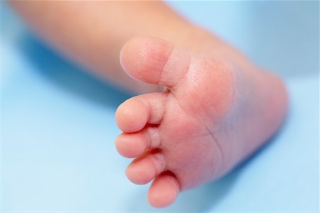 del bebè - Close-Up of Baby's Foot Fotografie stock - Rights-Managed, Codice: 700-02047065