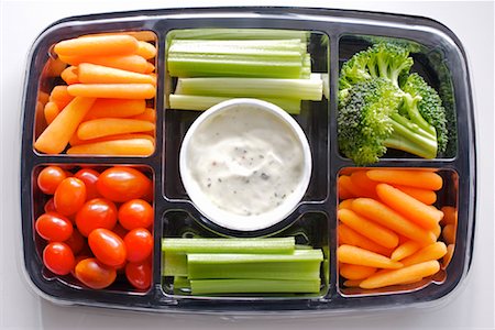 simsearch:700-02055931,k - Mixed Vegetable Tray Foto de stock - Con derechos protegidos, Código: 700-02055935