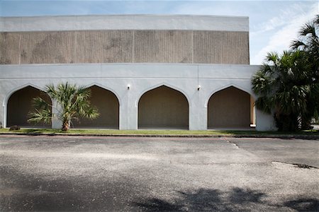 parking lot with trees - Arabia Shrine Center, Houston, Texas, USA Stock Photo - Rights-Managed, Code: 700-02056454