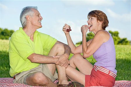seniors eating together - Couple Having a Picnic Stock Photo - Rights-Managed, Code: 700-02063773