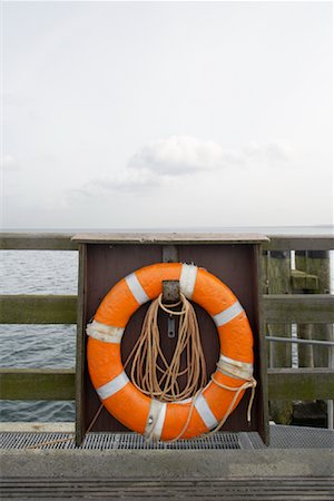 Gilet de sauvetage sur les bateaux Photographie de stock - Rights-Managed, Code: 700-02071344