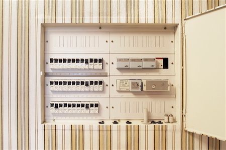 plomb - Fuse Box, Essen, Nordrhein-Westfalen, Allemagne Photographie de stock - Rights-Managed, Code: 700-02080375