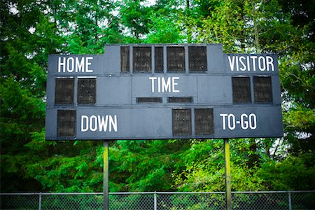 score (tally of points) - Tableau de bord dans le stade de Football de lycée, Ranier, Oregon Photographie de stock - Rights-Managed, Code: 700-02125529