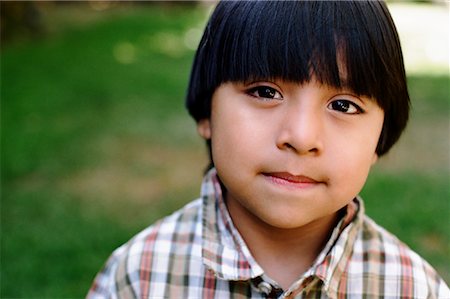 simsearch:700-02232030,k - Portrait of Boy Foto de stock - Direito Controlado, Número: 700-02130208