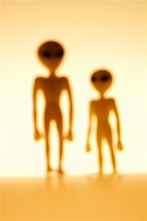 film dell'orrore - Two Red Space Aliens Fotografie stock - Rights-Managed, Codice: 700-02130527