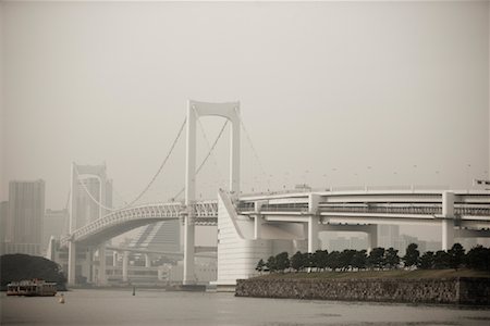 rainbow bridge - Pont de l'arc-en-ciel, Tokyo, Japon Photographie de stock - Rights-Managed, Code: 700-02156711