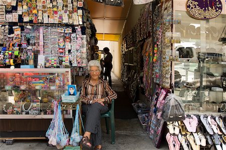 retailer (merchant, female) - Street Vendor in the Fashion District, Los Angeles, California, USA Stock Photo - Rights-Managed, Code: 700-02232136