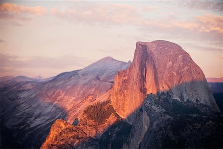 simsearch:610-00798764,k - Demi dôme, gamme de Sierra Nevada, Parc National de Yosemite, Californie, Etats-Unis Photographie de stock - Rights-Managed, Code: 700-02245485
