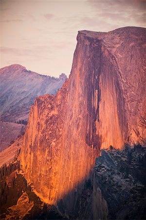 Half Dome, Sierra Nevada Range, Yosemite National Park, California, USA Foto de stock - Con derechos protegidos, Código: 700-02245487