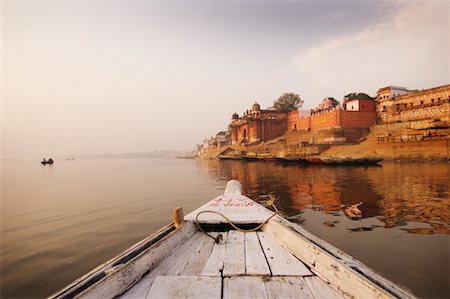 proa - Chaloupe à rames sur le Gange, Varanasi, Uttar Pradesh, Inde Photographie de stock - Rights-Managed, Code: 700-02245956