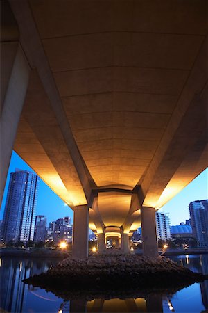 perspective buildings sunset - Cambie Street Bridge at Dawn, False Creek, Vancouver, British Columbia, Canada Stock Photo - Rights-Managed, Code: 700-02264098
