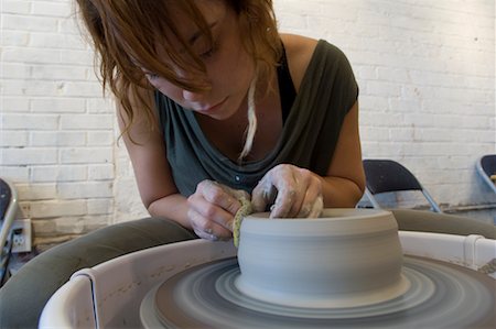 Potter Working with Clay in Studio, Lafayette, Louisiana, USA Stock Photo - Rights-Managed, Code: 700-02265176