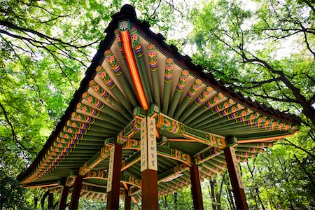 simsearch:700-02289578,k - Gazebo in Garden of Changdeokgung, Seoul, South Korea Stock Photo - Rights-Managed, Code: 700-02289681