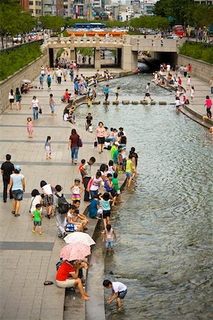 People by Stream in City, Cheonggyecheon, Seoul, South Korea Stock Photo - Rights-Managed, Code: 700-02289701