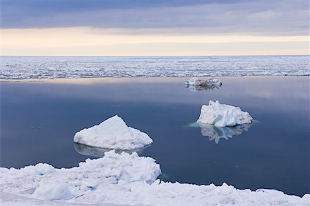 Ice Floating in River, St. Lawrence River, Gaspasie, Quebec, Canada Stock Photo - Rights-Managed, Code: 700-02289740