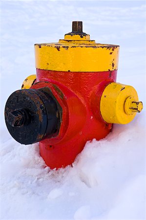 Fire Hydrant in Snow, Quebec, Canada Fotografie stock - Rights-Managed, Codice: 700-02289763