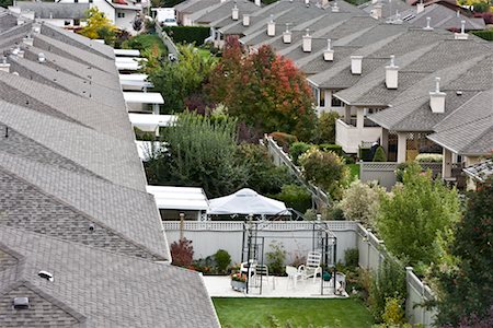 Suburban Homes in Okanagan, Summerland, British Columbia, Canada Foto de stock - Con derechos protegidos, Código: 700-02314923