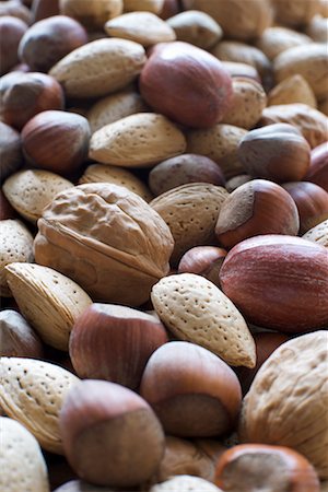 simsearch:6113-07565167,k - Assorted Nuts Stock Photo - Rights-Managed, Code: 700-02347841