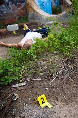 Dead Body at Crime Scene, Toronto, Ontario, Canada Foto de stock - Con derechos protegidos, Código: 700-02348255