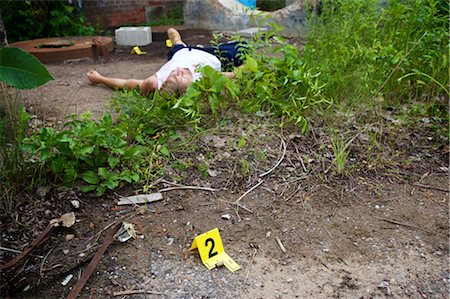 Dead Body at Crime Scene, Toronto, Ontario, Canada Foto de stock - Con derechos protegidos, Código: 700-02348256