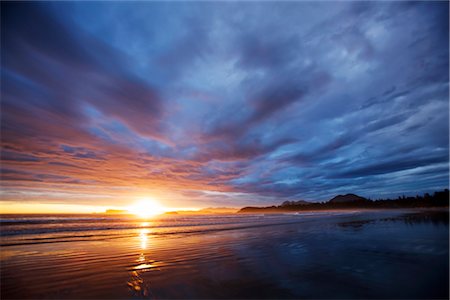 simsearch:700-06025275,k - Sunset over Chesterman Beach, Tofino, British Columbia, Canada Foto de stock - Con derechos protegidos, Código: 700-02348728