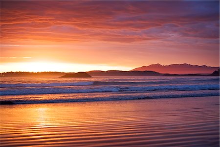 simsearch:700-03696887,k - Sunset over Chesterman Beach, Tofino, British Columbia, Canada Foto de stock - Con derechos protegidos, Código: 700-02348729