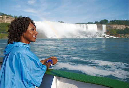 Woman on Boat, Niagara Falls, Ontario, Canada Foto de stock - Direito Controlado, Número: 700-02376807