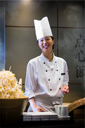 dim sum - Portrait of Chef, Parkview Restaurant, Shilla Seoul Hotel, Seoul, South Korea Foto de stock - Con derechos protegidos, Código: 700-02370974