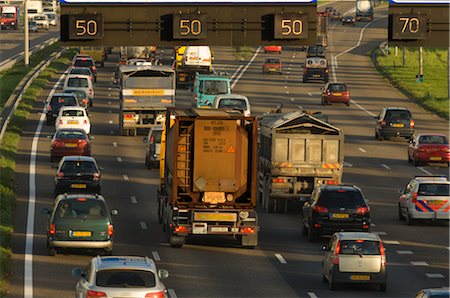 semi truck road - Overview of Highway, Rotterdam, South Holland, Netherlands Foto de stock - Con derechos protegidos, Código: 700-02371111