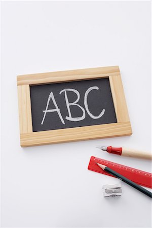 education concept - Slate Board, Pencil and Ruler Foto de stock - Con derechos protegidos, Código: 700-02371457