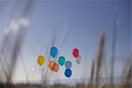 Gruppe von Ballons auf dem Strand, Rerik, Mecklenburg-Vorpommern, Deutschland Stockbilder - Lizenzpflichtiges, Bildnummer: 700-02371462
