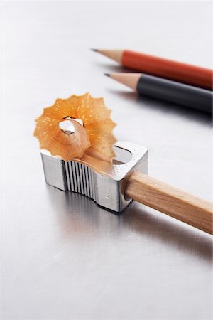 Close-up of Pencil Sharpener and Pencils Foto de stock - Con derechos protegidos, Código: 700-02371569