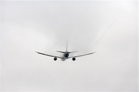 Airplane in Flight, Hartsfield- Jackson International Airport, Atlanta, Georgia, USA Stock Photo - Rights-Managed, Code: 700-02418170