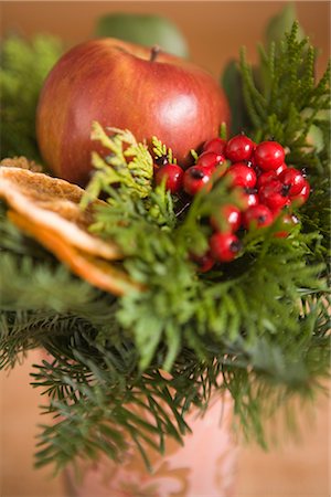 Close-up of Christmas Arrangement Foto de stock - Con derechos protegidos, Código: 700-02461237